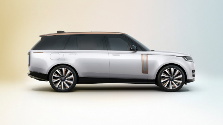 new land rover range rover sv can be customized over 1.6 million ways