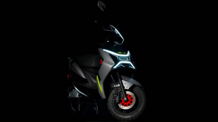 the funky eeve soul e-scooter will definitely grab your attention