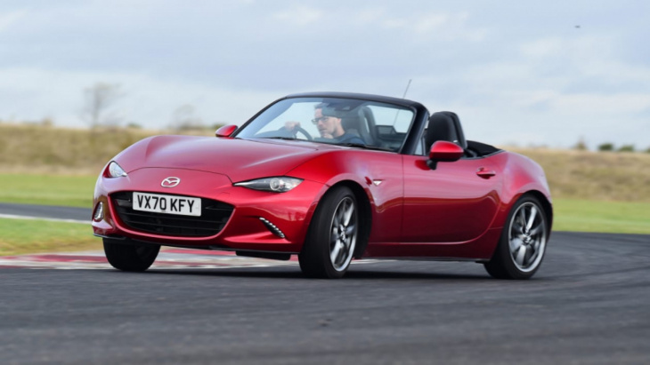 android, caterham 170r vs mazda mx-5: 2022 group test review