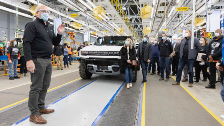 2022 gmc hummer ev silently rolls off production line, on time, as promised