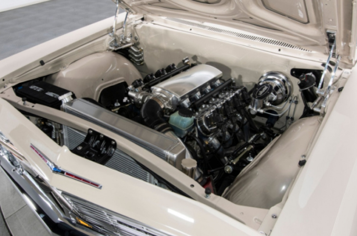 ’65 chevrolet impala super sport resto-mod ls2 4l65e – 378hp