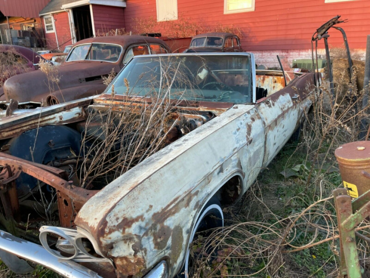 once-gorgeous 1966 chevrolet impala ss is now just a flowerpot, pretty sad sight