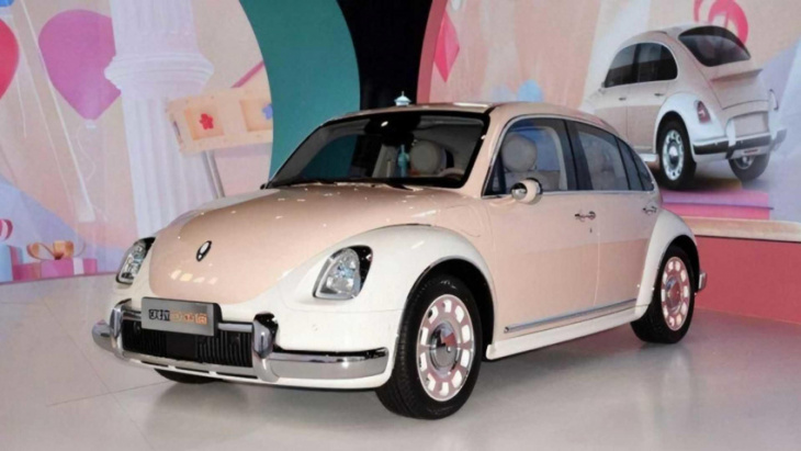 así es definitivamente el volkswagen beetle chino