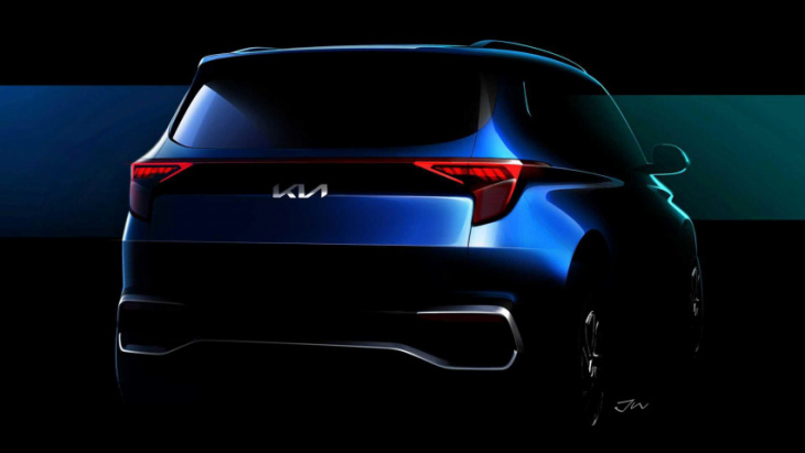2022 kia carens revealed, switches from minivan to recreational vehicle