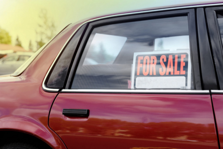 how to, how to safely sell your car to a stranger in 6 easy steps