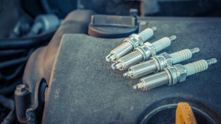10 best spark plugs [buying guide]