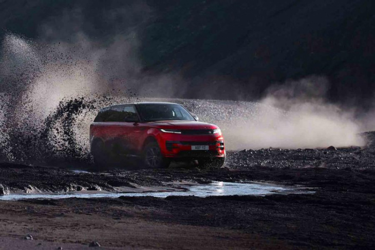 opinion: new range rover sport needs to be the same again, but better