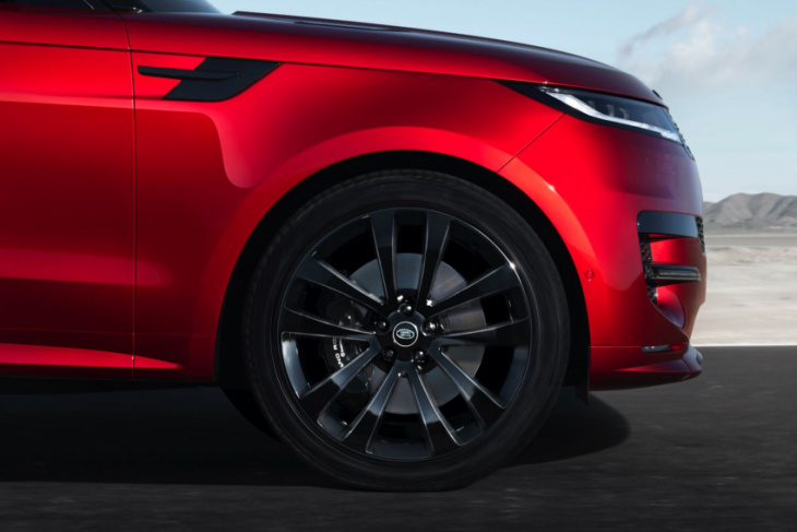first look: 2023 land rover range rover sport