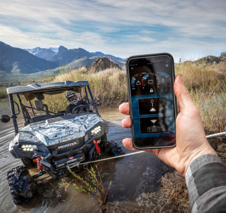 android, winching made easy: warn hub system wireless smartphone winch remote