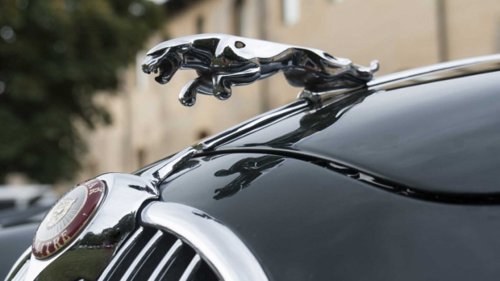 jaguar extended warranty: coverage and details (2022)