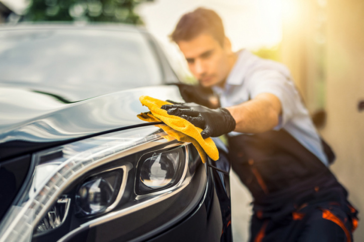 8 best car scratch removers [buying guide]