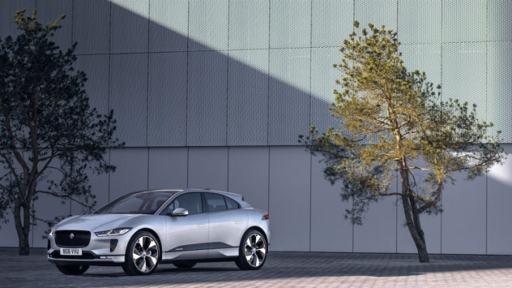 jaguar i-pace gets tech update for 2021