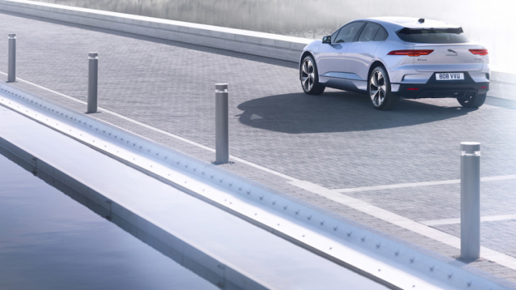 jaguar i-pace gets tech update for 2021