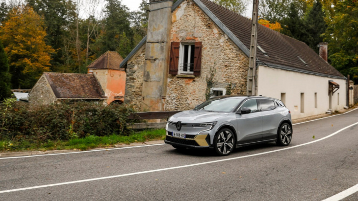 2022 renault megane e-tech electric review: international first drive