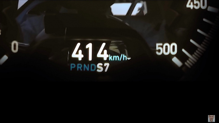 bugatti chiron owner hits 257 mph on the autobahn