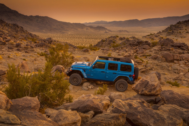 first look: jeep wrangler rubicon 392
