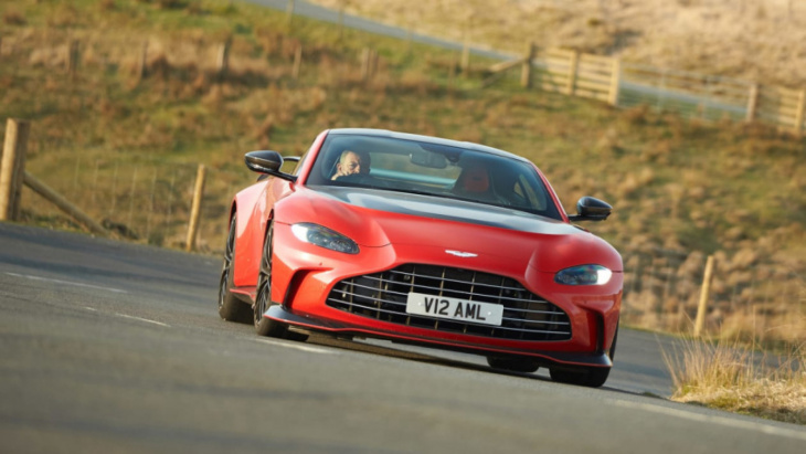 aston martin v12 vantage 2022 review – a fitting sign-off for the venerable v12?