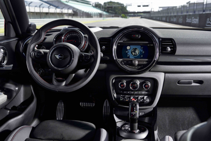 2020 mini countryman and clubman jcw models crack the 300 hp barrier