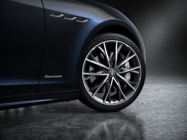 maserati feeling blue with new limited editions 