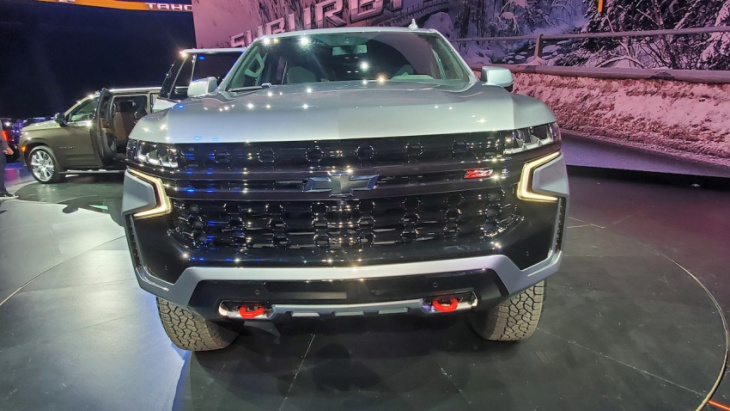 all-new 2021 chevrolet suburban and tahoe revealed in detroit