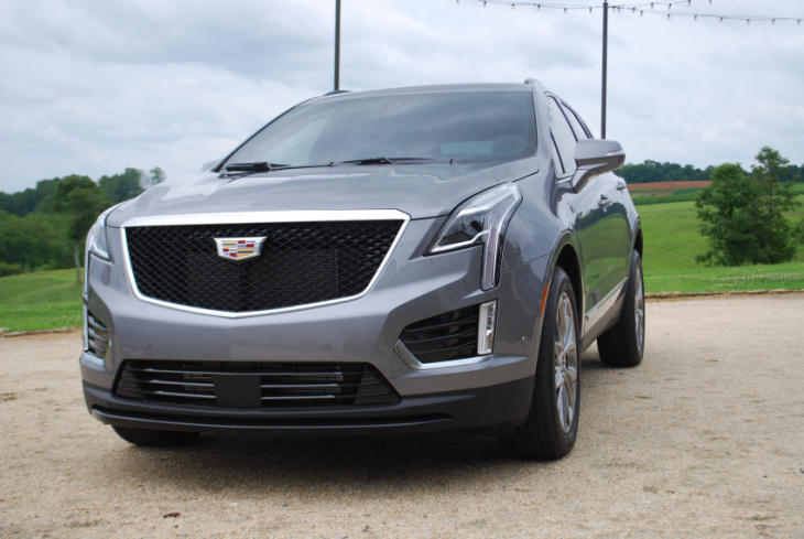 2020 cadillac xt5 gets added tech, refinement, and a new engine