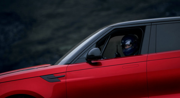 new range rover sport unveiled with epic dam spillway climb