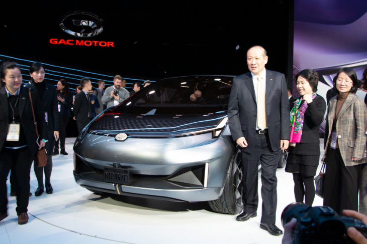 gac motor shows electric concept, sick dance moves in detroit