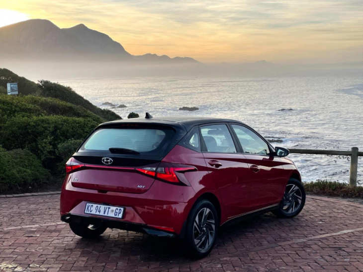 android, hyundai i20 1.0t fluid (2022) review: your friendly neighbourhood hatchback