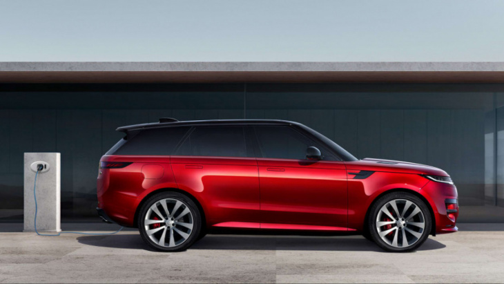 new 2022 range rover sport arrives with phev power and minimalist design