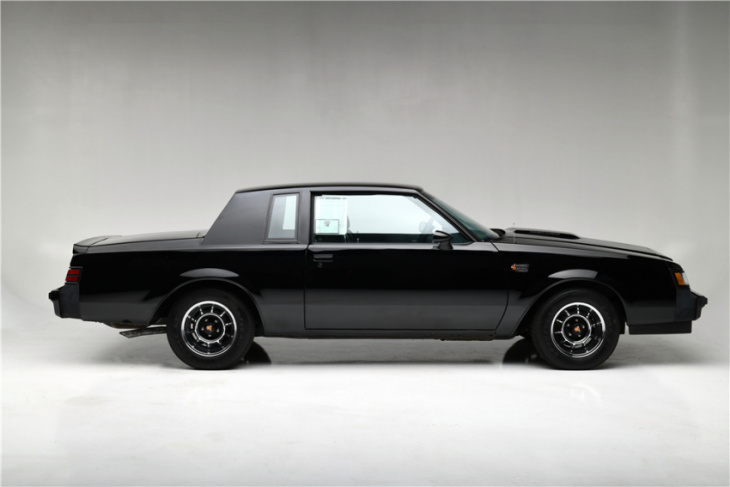 pair of almost-new buick grand national twins up for auction