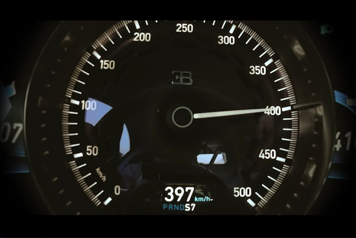 watch a bugatti chiron hit 257 mph on a public road