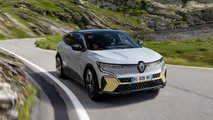 renault boss says switching too soon to evs could hurt the environment