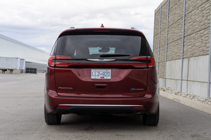 review: 2021 chrysler pacifica hybrid