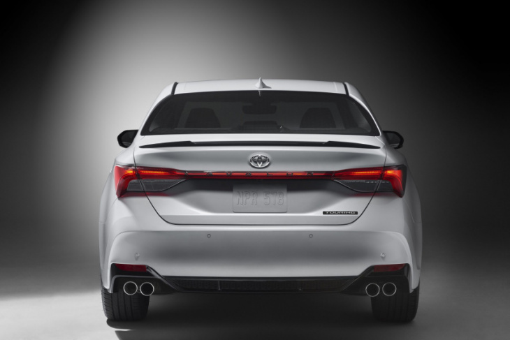 amazon, android, toyota avalon xse hybrid; first-ever nightshade edition