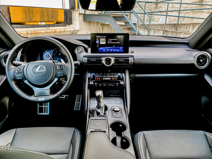 android, review: 2021 lexus is 300 rwd