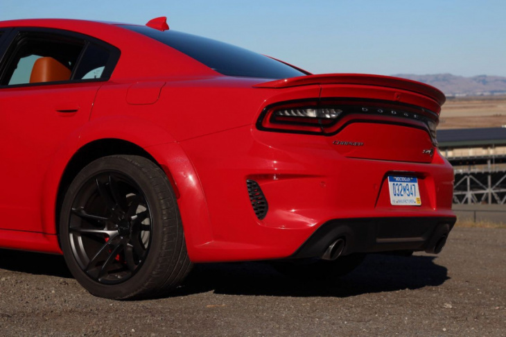 first drive: 2020 dodge charger widebody hellcat and scat pack