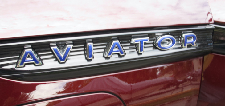 review: 2020 lincoln aviator grand touring phev