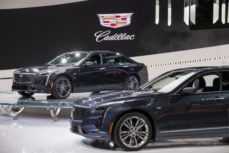 cadillac opens stand-alone calgary dealer, introduces new brand architecture