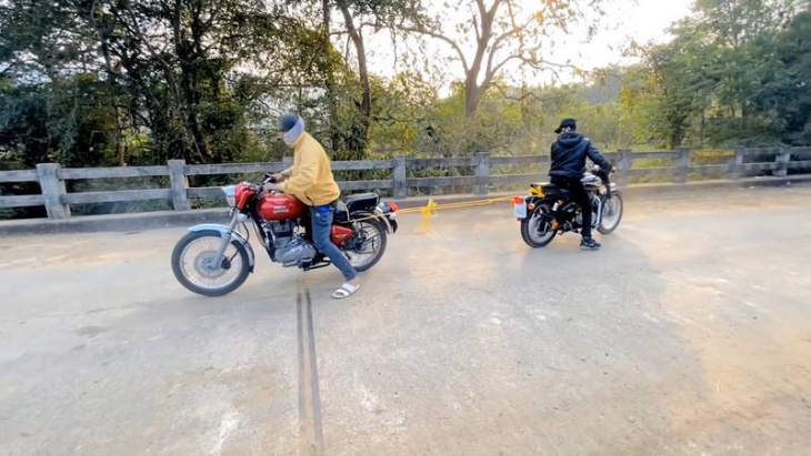 tug of war: re standard 350 vs re electra 350 vs, which bike has the edge?