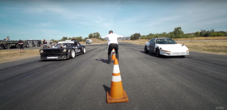 14-year old lia block drives the hoonicorn one last time, gaps a mr2
