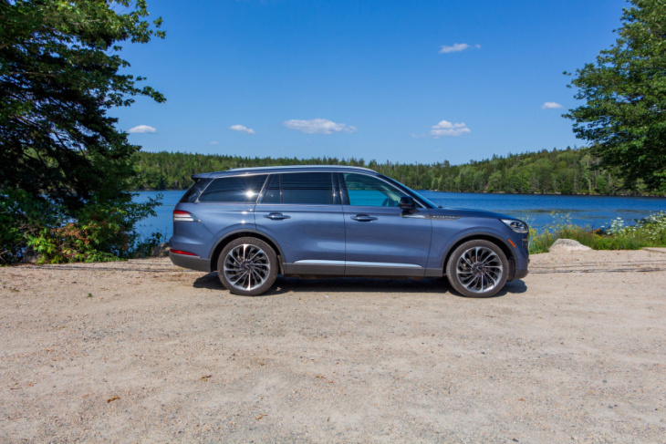 review: 2021 lincoln aviator