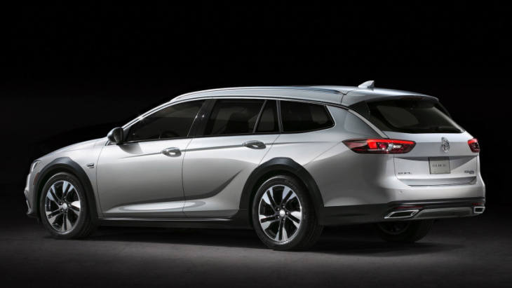 2018 buick regal tourx revealed as chinese & u.s. versions of insignia/commodore