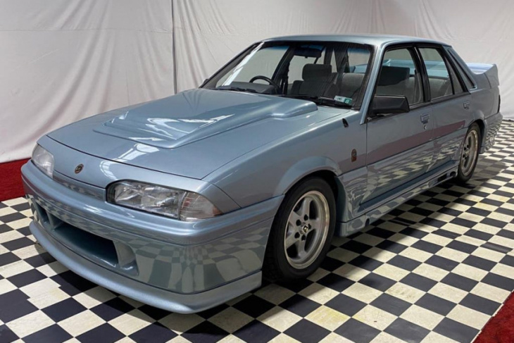mint holden vl walkinshaw group a could chalk up another million-dollar sale