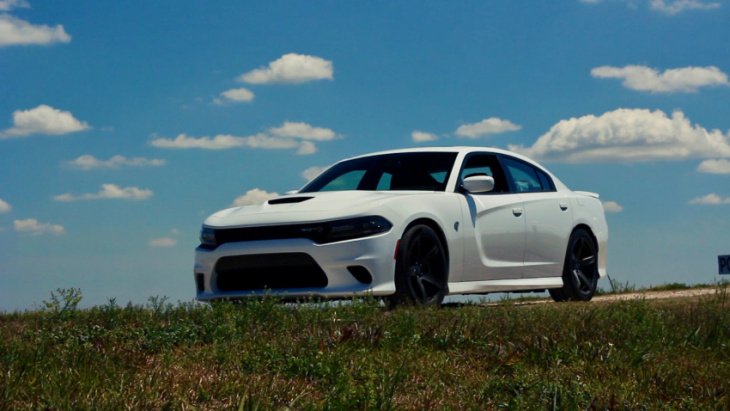 review: 2018 dodge charger srt hellcat