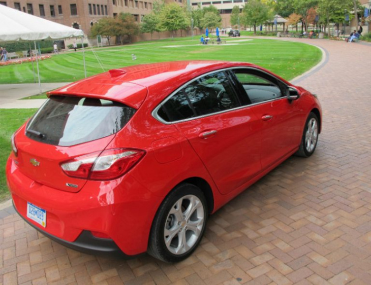 android, chevrolet hatches a new cruze model