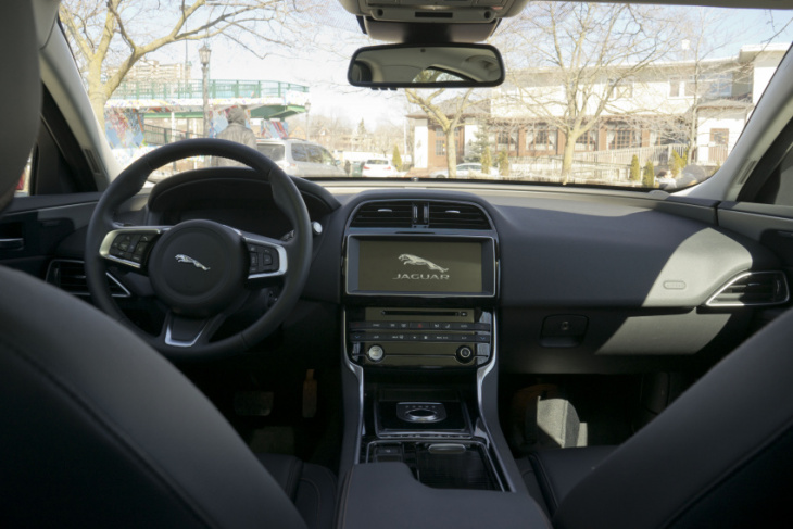 the 2018 jaguar xe 20d is proof that diesels aren’t dead