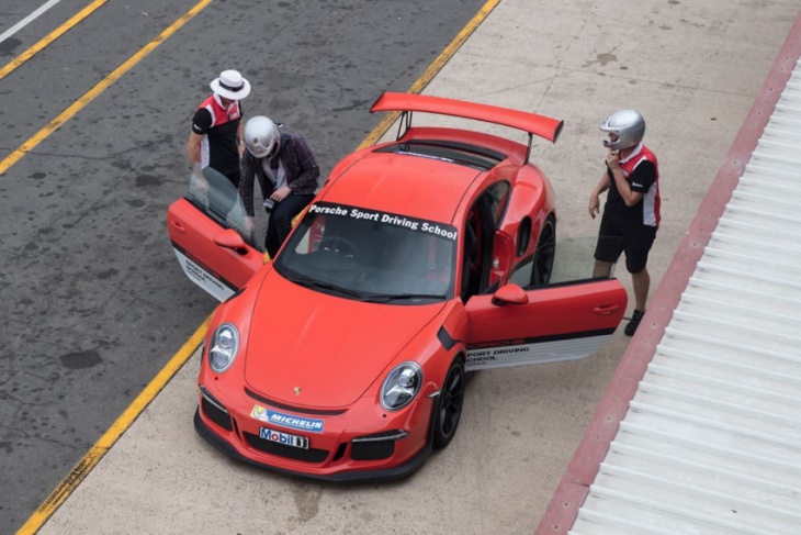 how to, how to drive a porsche 911 gt3, fast