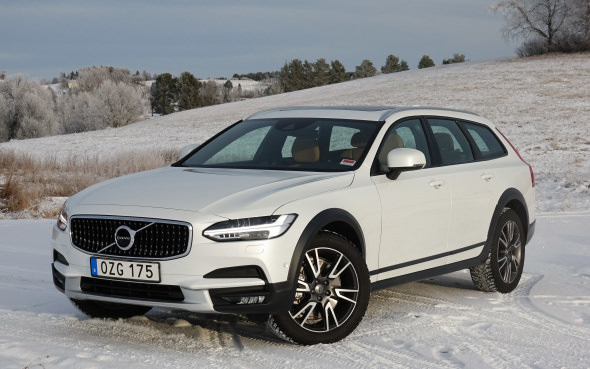 first drive: new volvo v90 cross country star on home ice