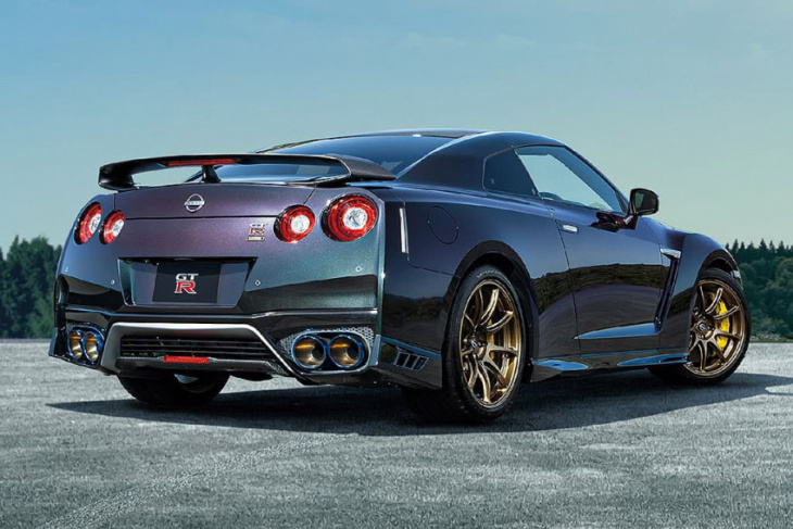 buyers asking up to $1 million for final nissan gt-r