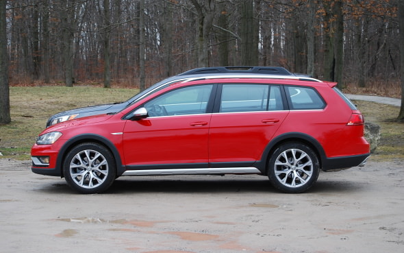 android, outback vs alltrack: which sport-wagon suits you best?